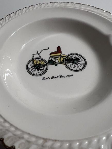 Vintage Cigar Ashtray Fords First Car 1896 Automobile Harkerware USA Gold Rim - Picture 3 of 8